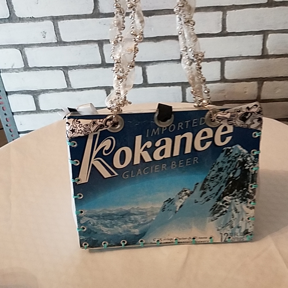 Purse - Picture 2 of 4